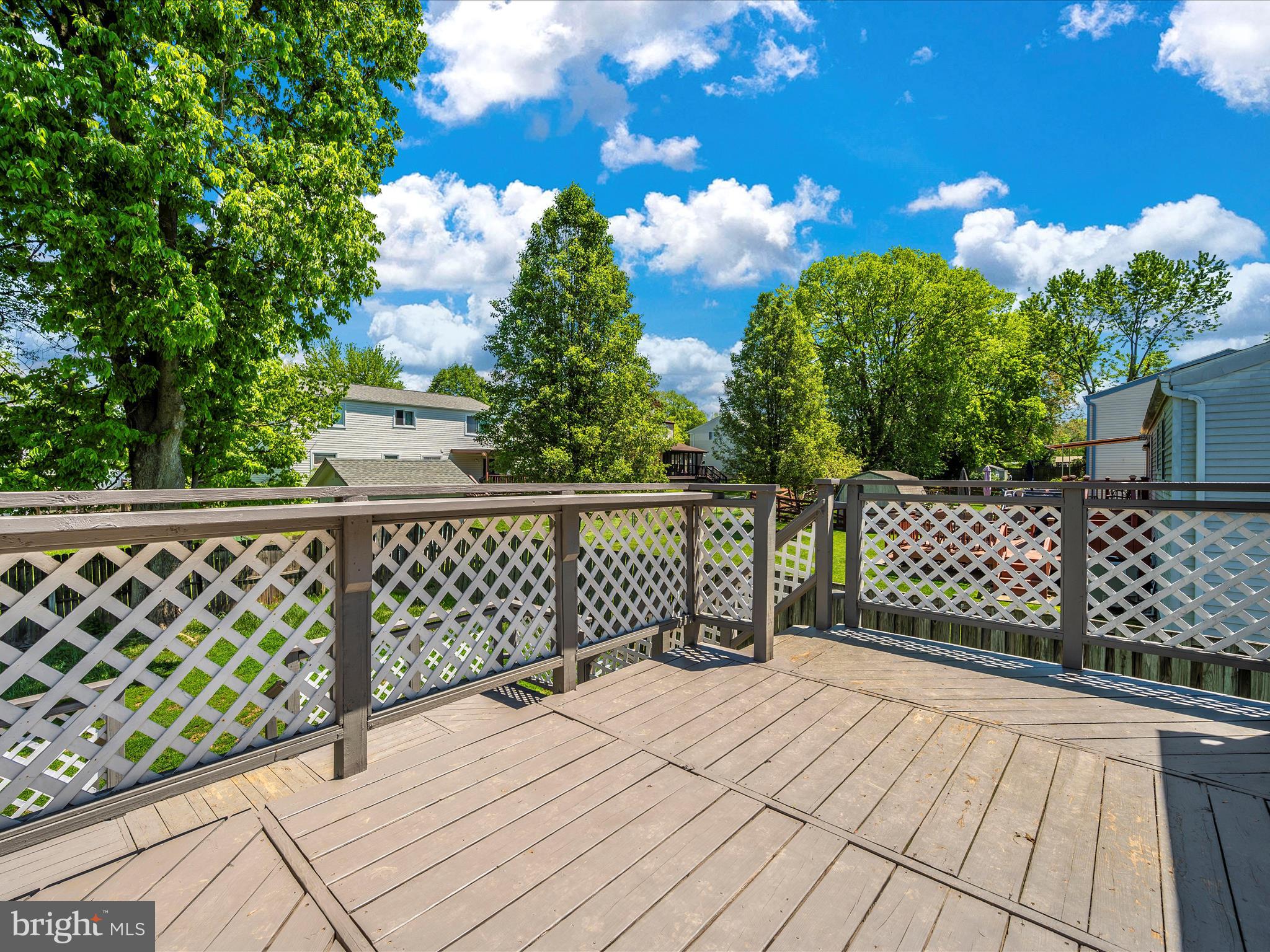 AMBER MEADOWS - Residential Lease