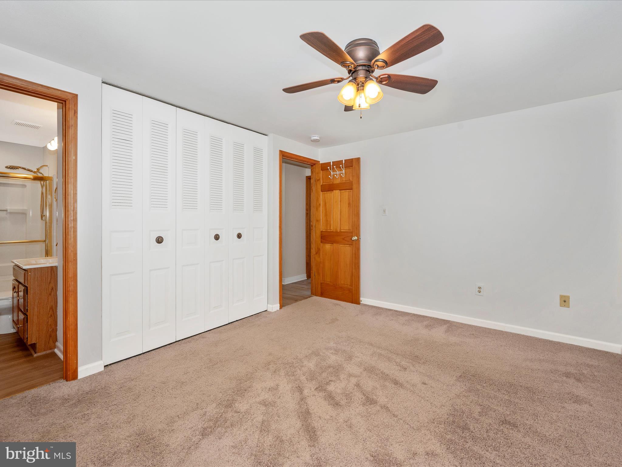 AMBER MEADOWS - Residential Lease