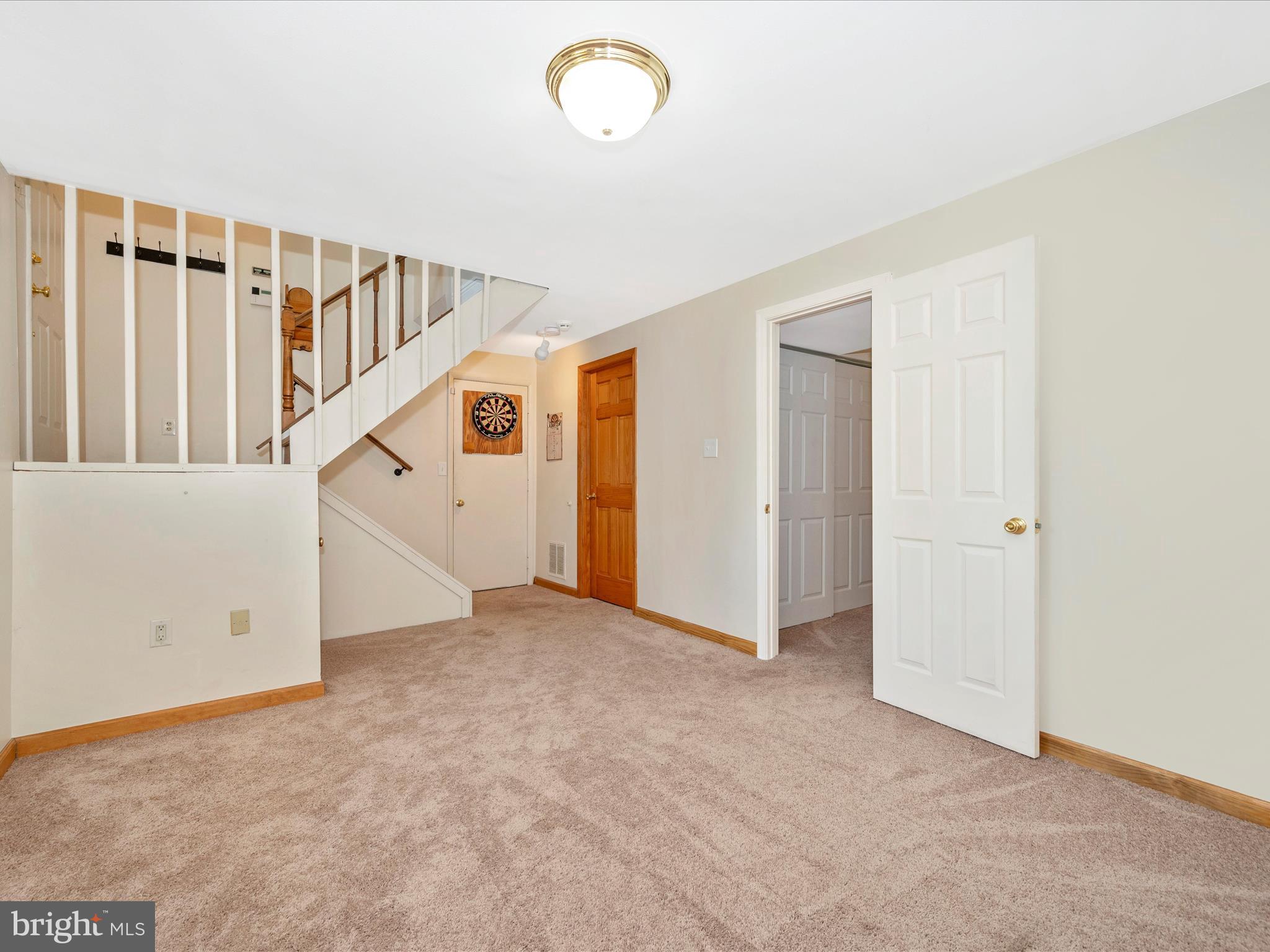 AMBER MEADOWS - Residential Lease