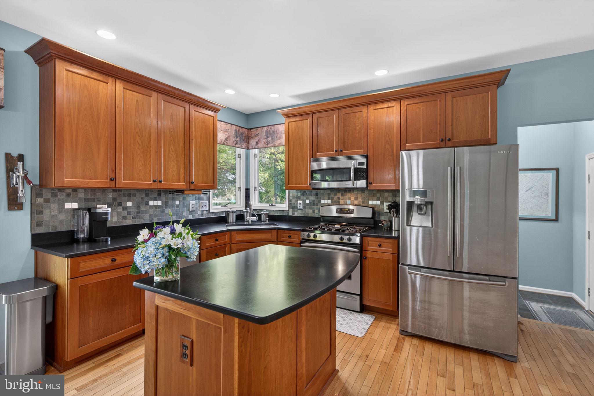 COLD SPRING HUNT - Residential