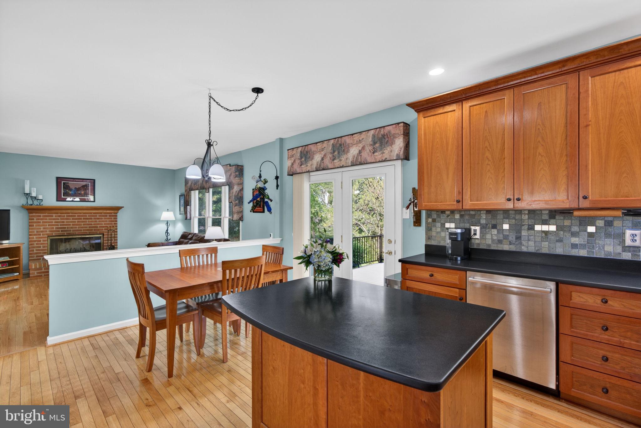 COLD SPRING HUNT - Residential