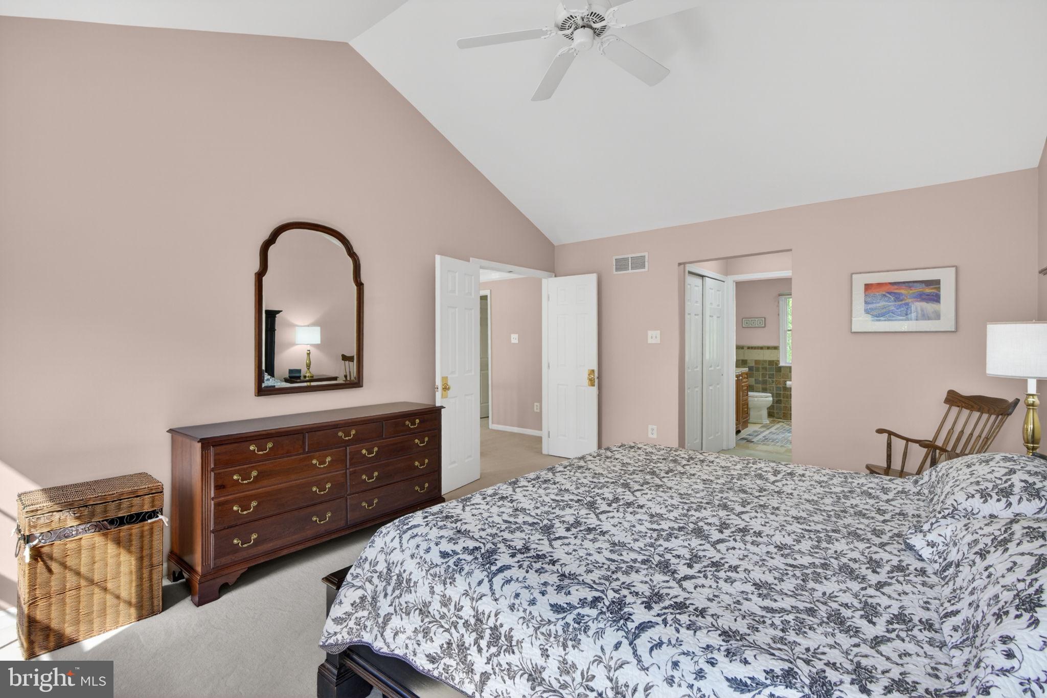 COLD SPRING HUNT - Residential