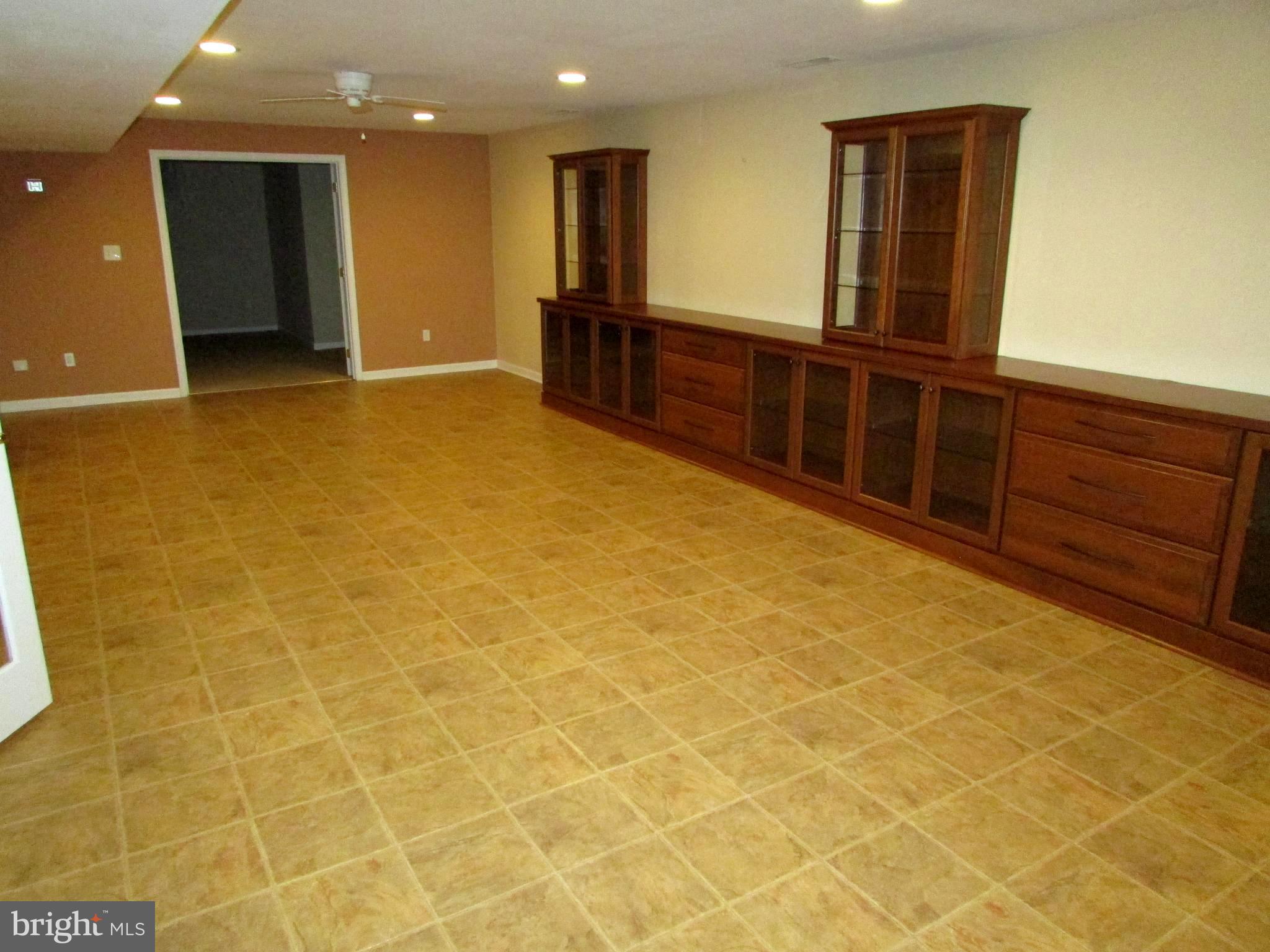 PRESTON'S ESTATES - Residential