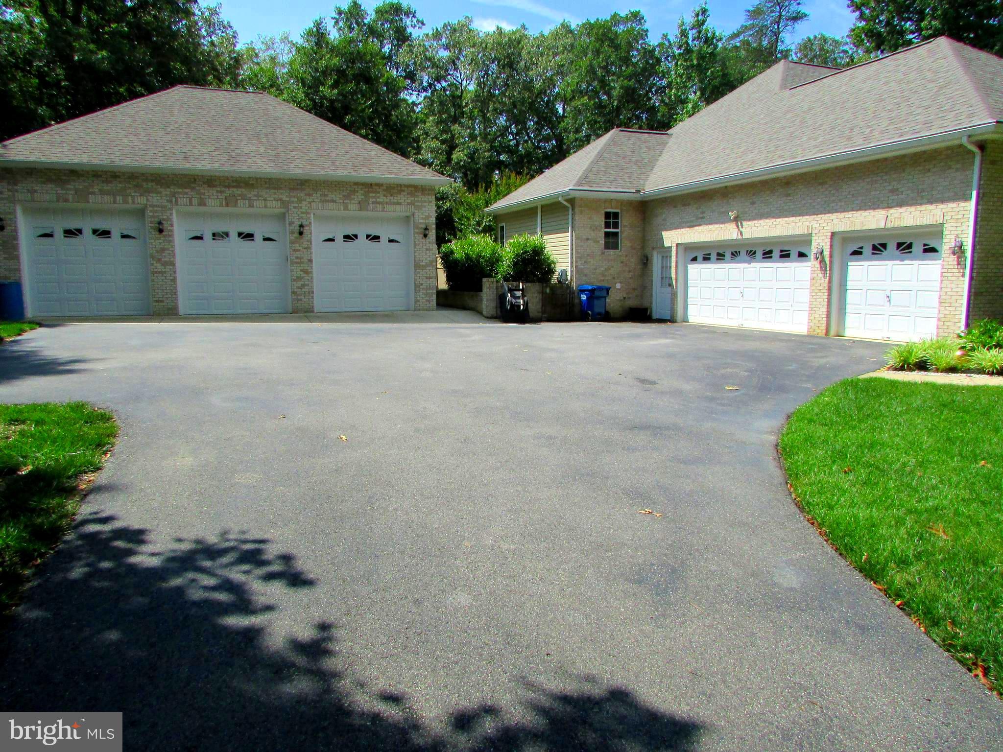 PRESTON'S ESTATES - Residential