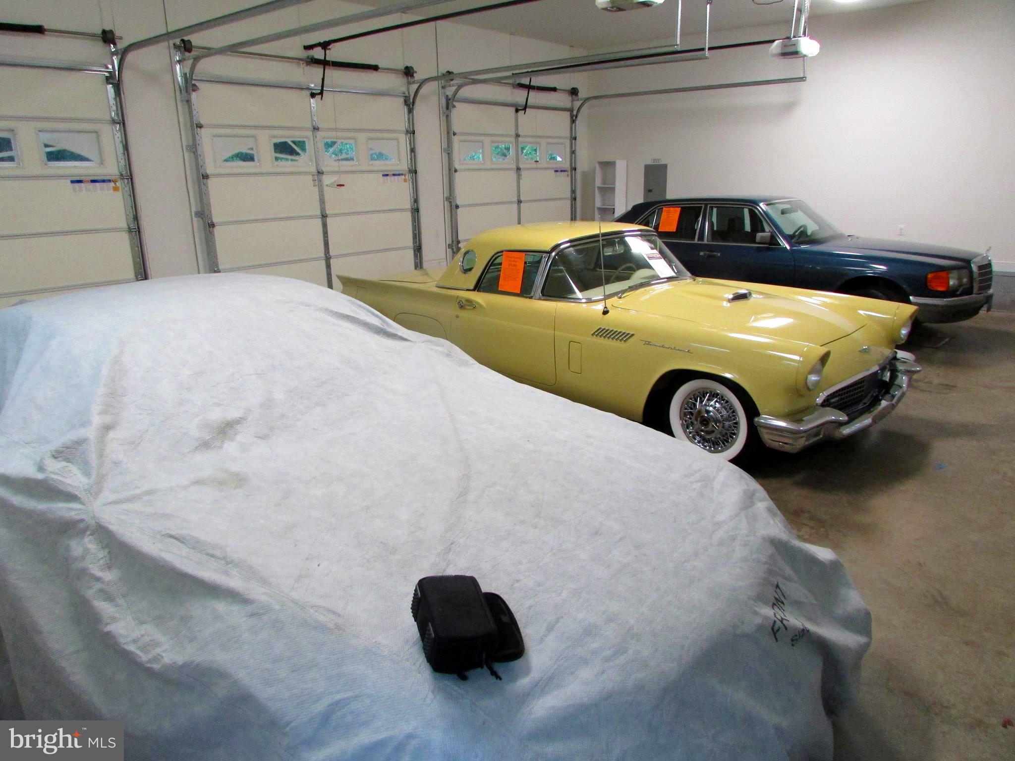 PRESTON'S ESTATES - Residential