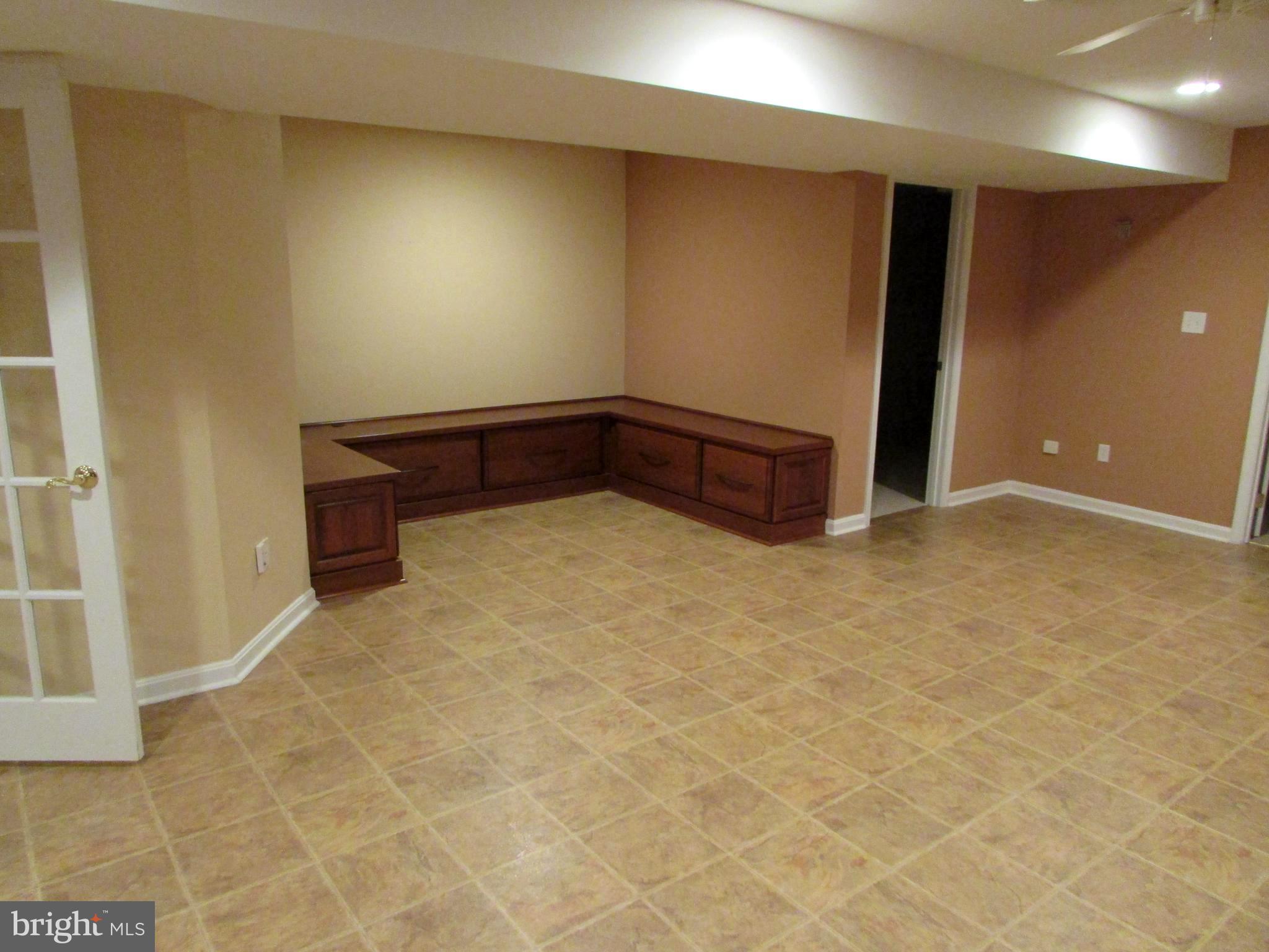 PRESTON'S ESTATES - Residential