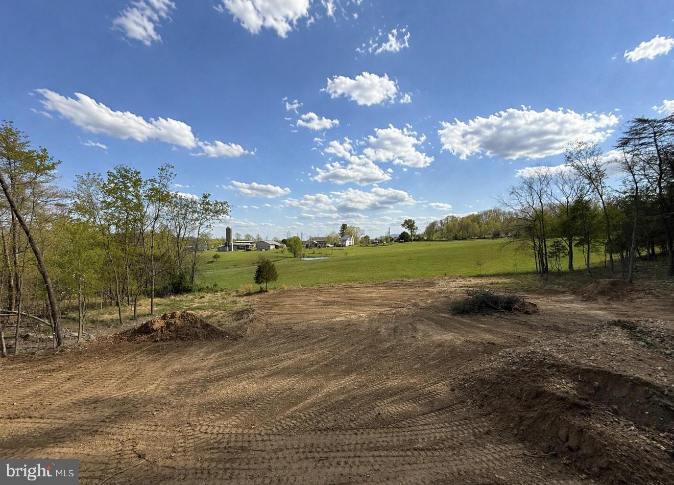 SILO ACRES - Residential