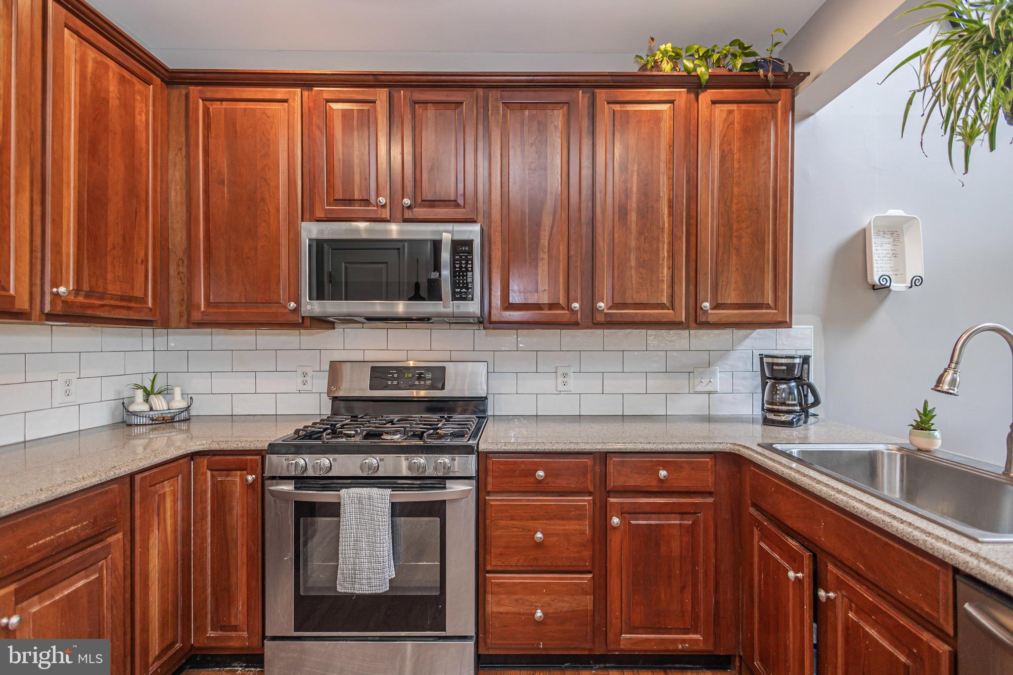 DOYLESTOWN STATION - Residential