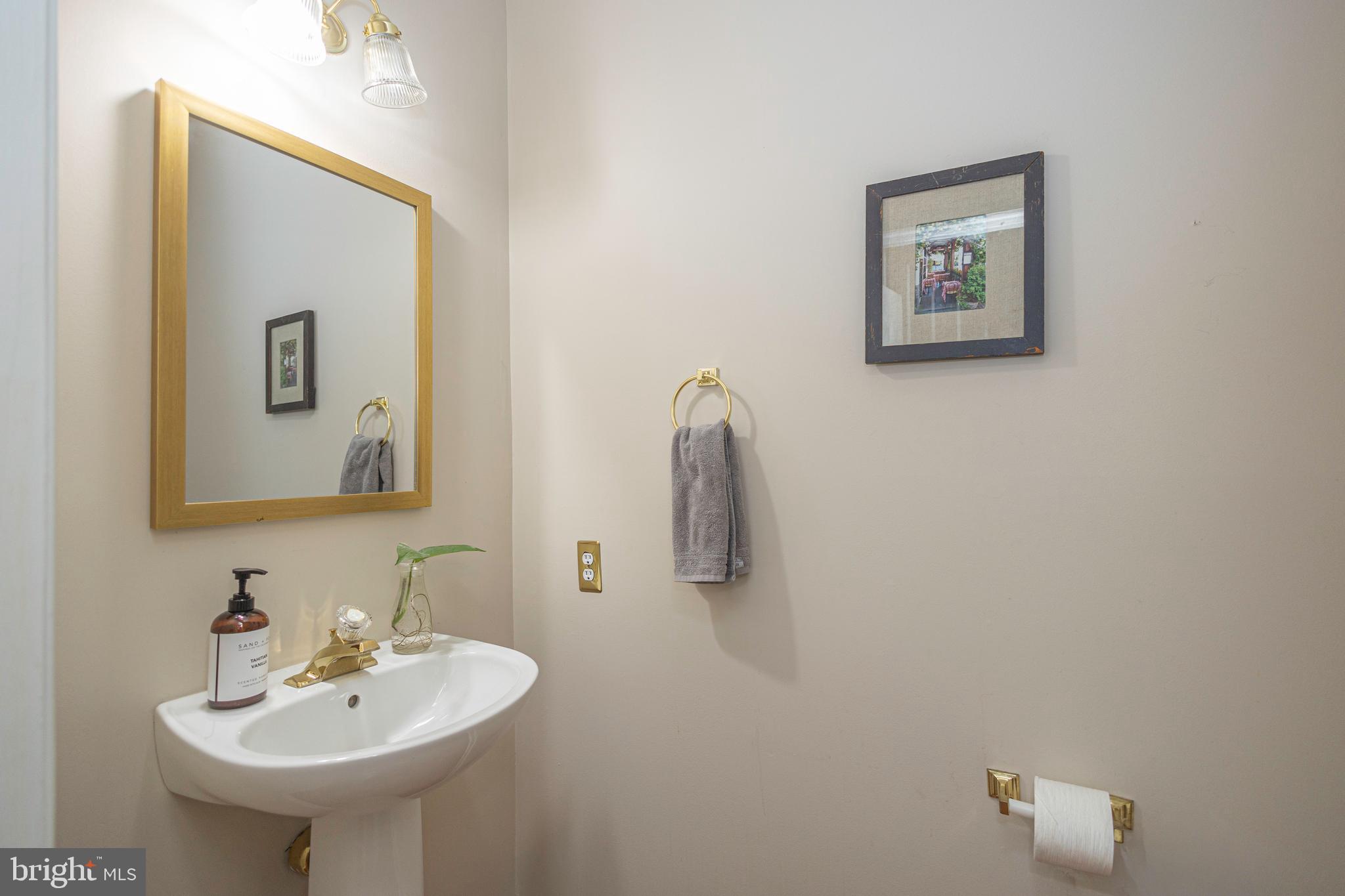 DOYLESTOWN STATION - Residential