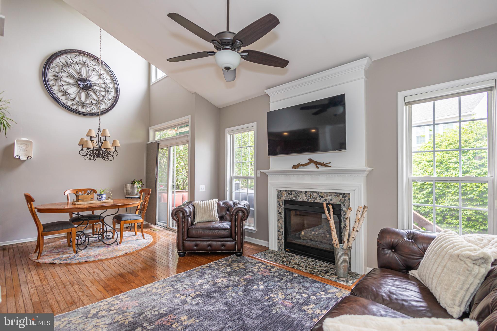 DOYLESTOWN STATION - Residential