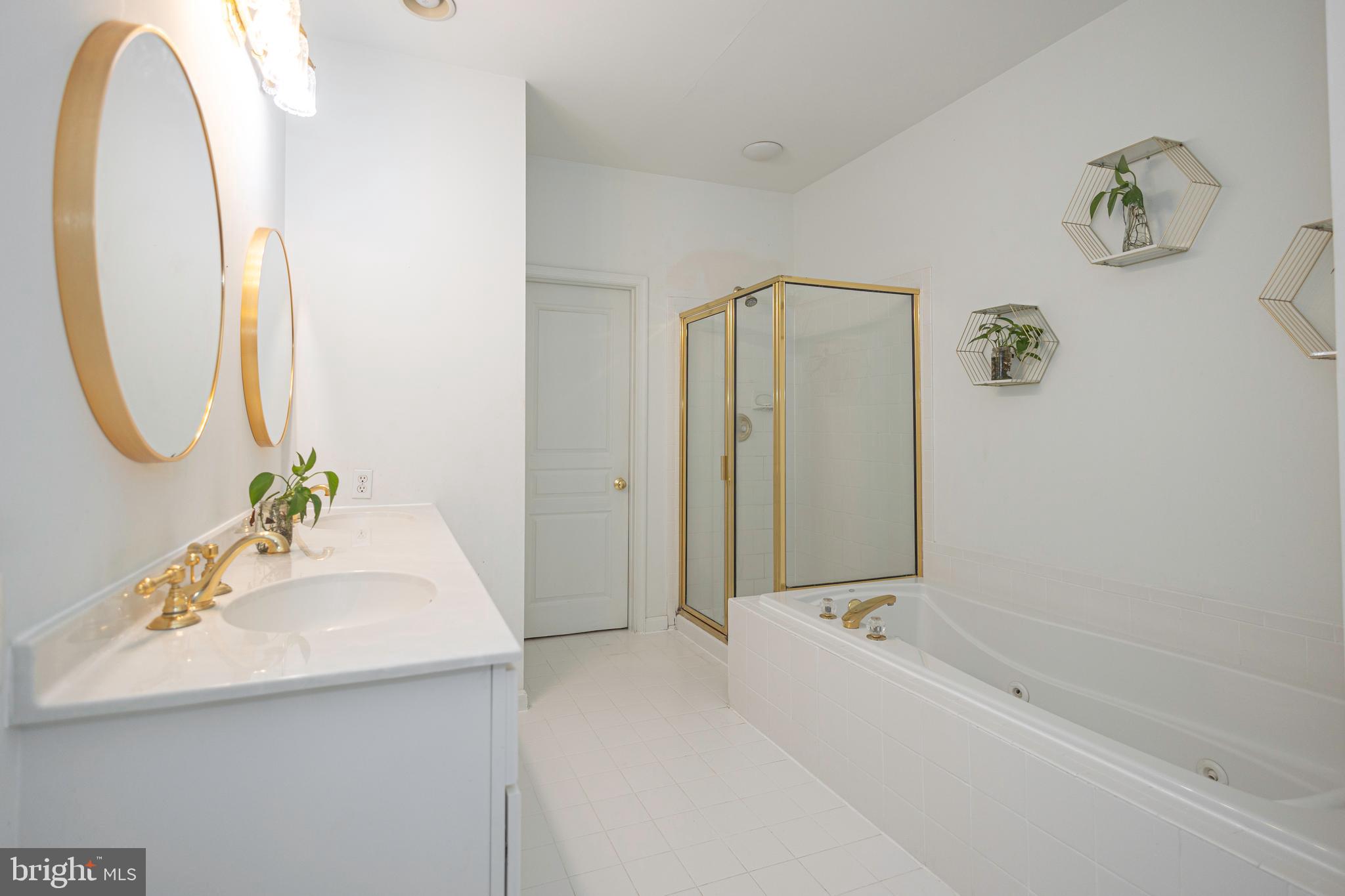 DOYLESTOWN STATION - Residential