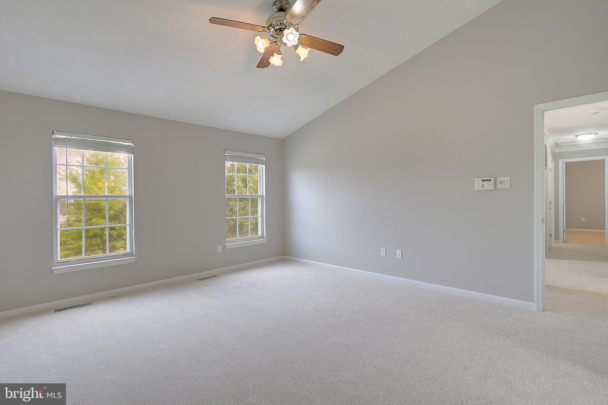 SPRINGFIELD MANOR - Residential