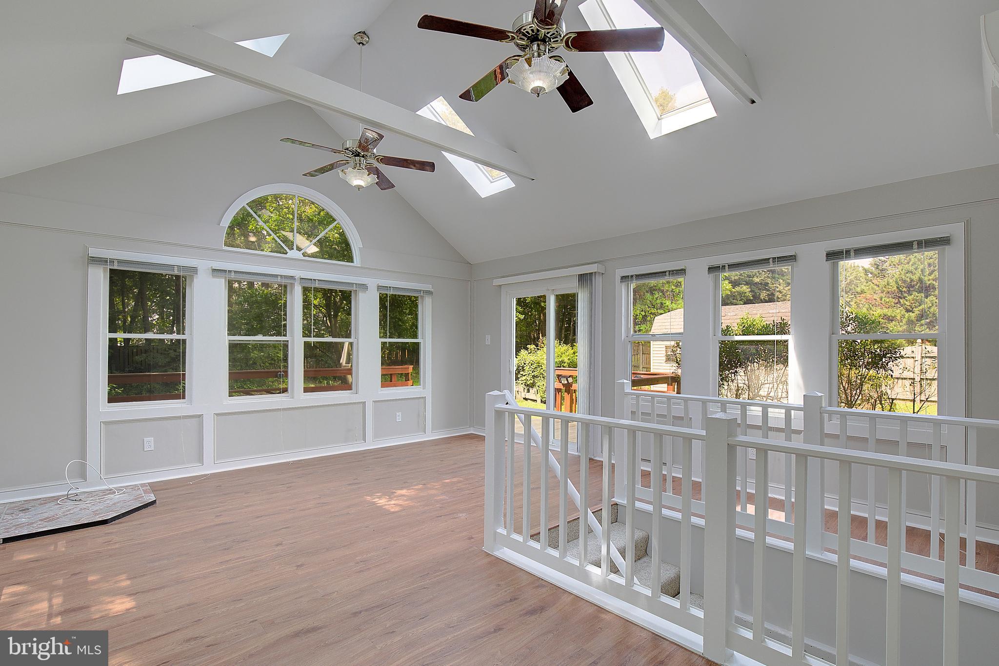 SPRINGFIELD MANOR - Residential