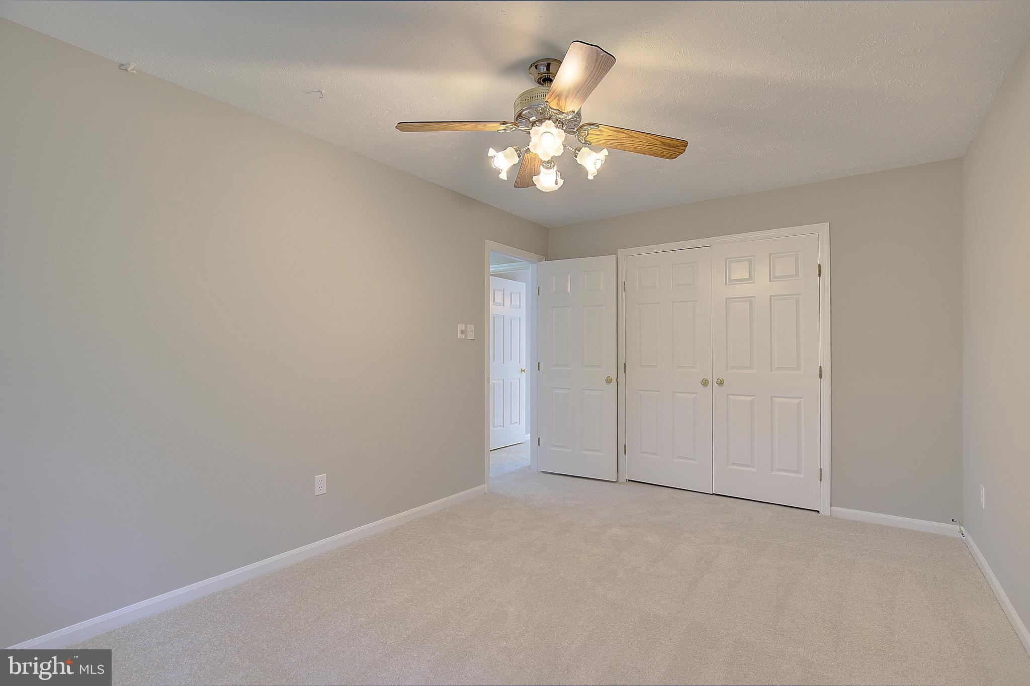 SPRINGFIELD MANOR - Residential