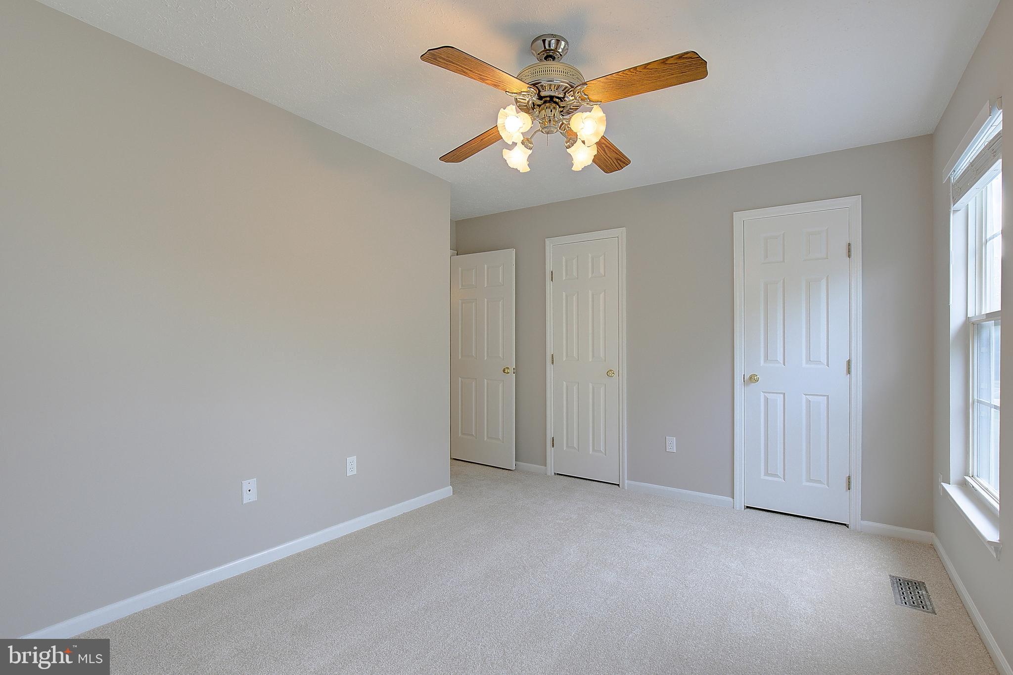 SPRINGFIELD MANOR - Residential