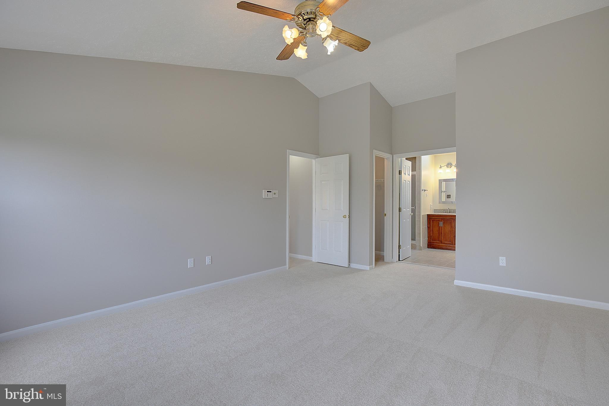 SPRINGFIELD MANOR - Residential