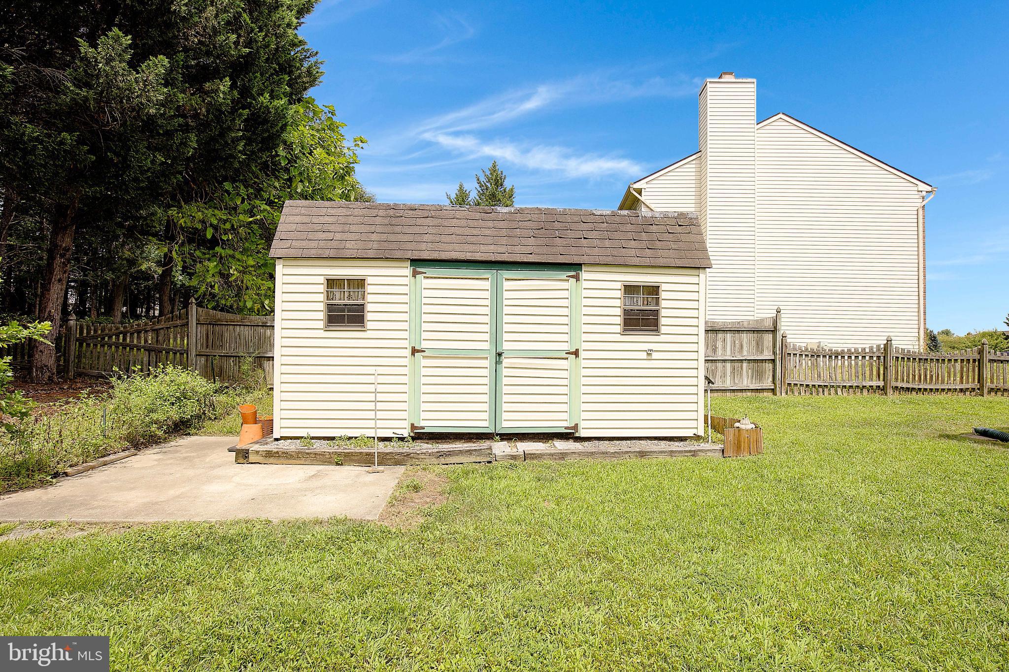 SPRINGFIELD MANOR - Residential