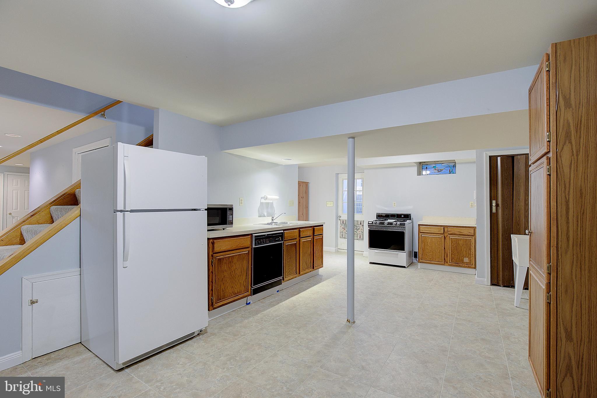 SPRINGFIELD MANOR - Residential