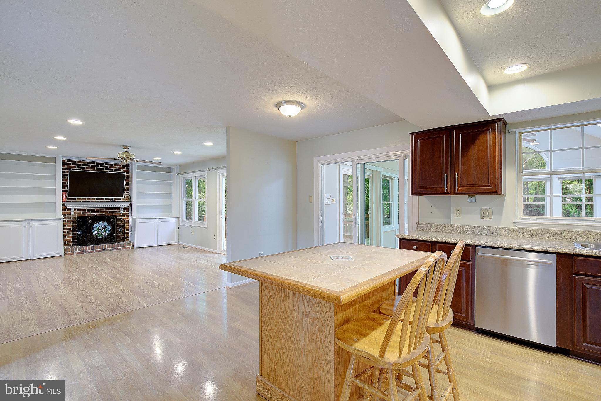 SPRINGFIELD MANOR - Residential