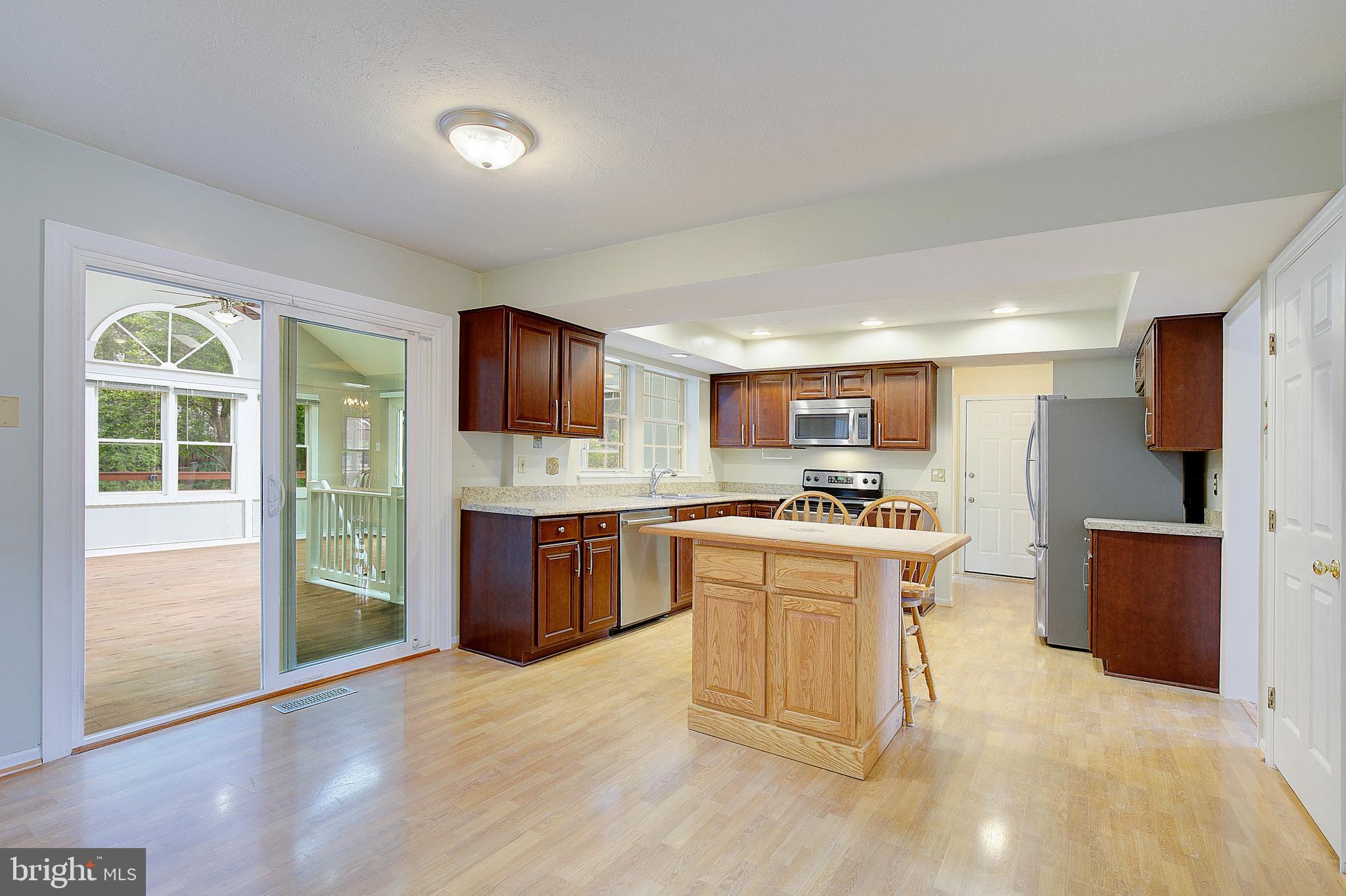 SPRINGFIELD MANOR - Residential