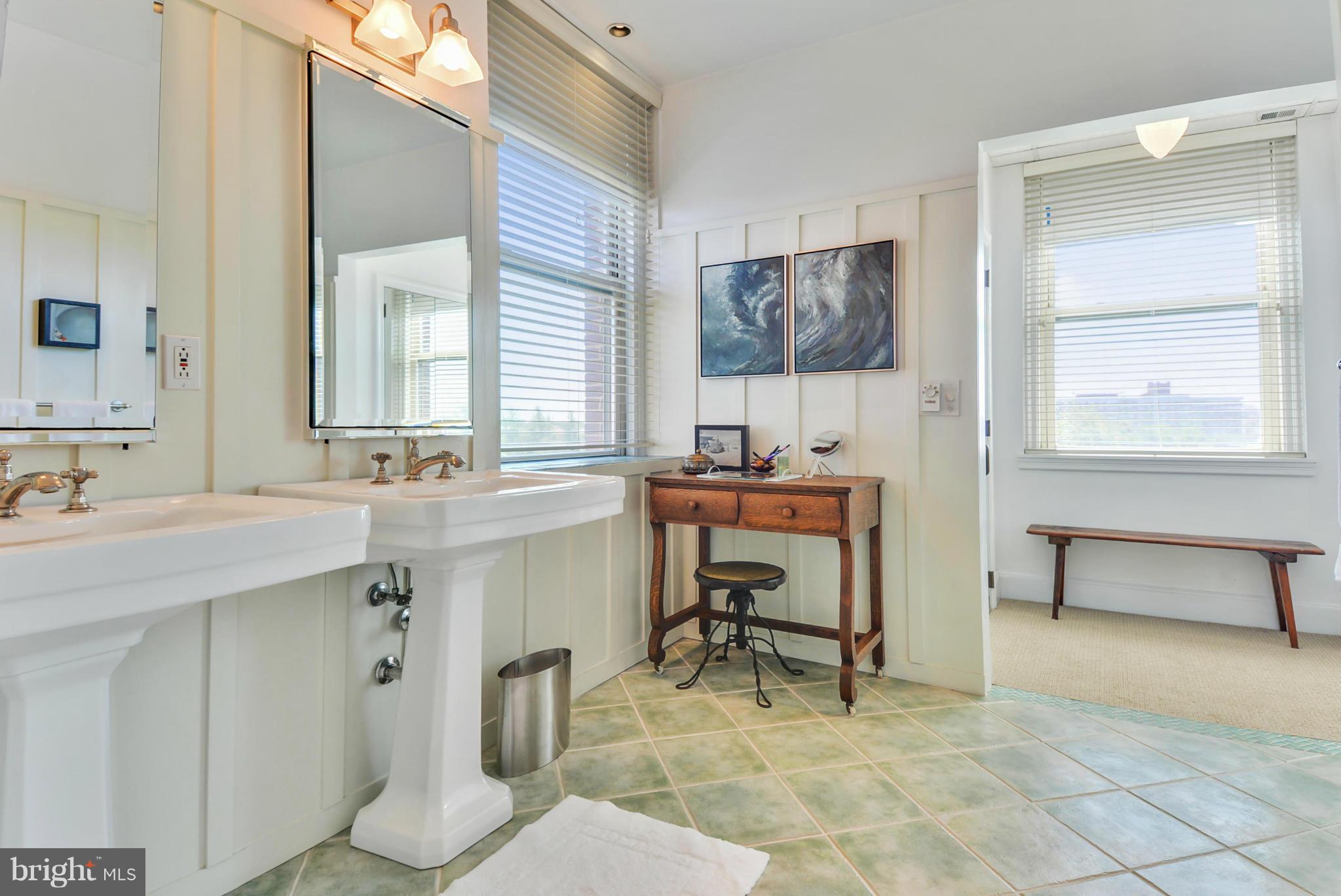 GUILFORD - Residential