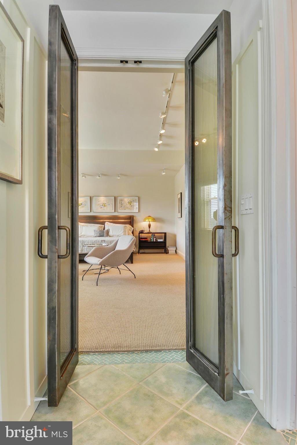 GUILFORD - Residential