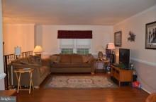 HICKORY FARMS - Residential Lease