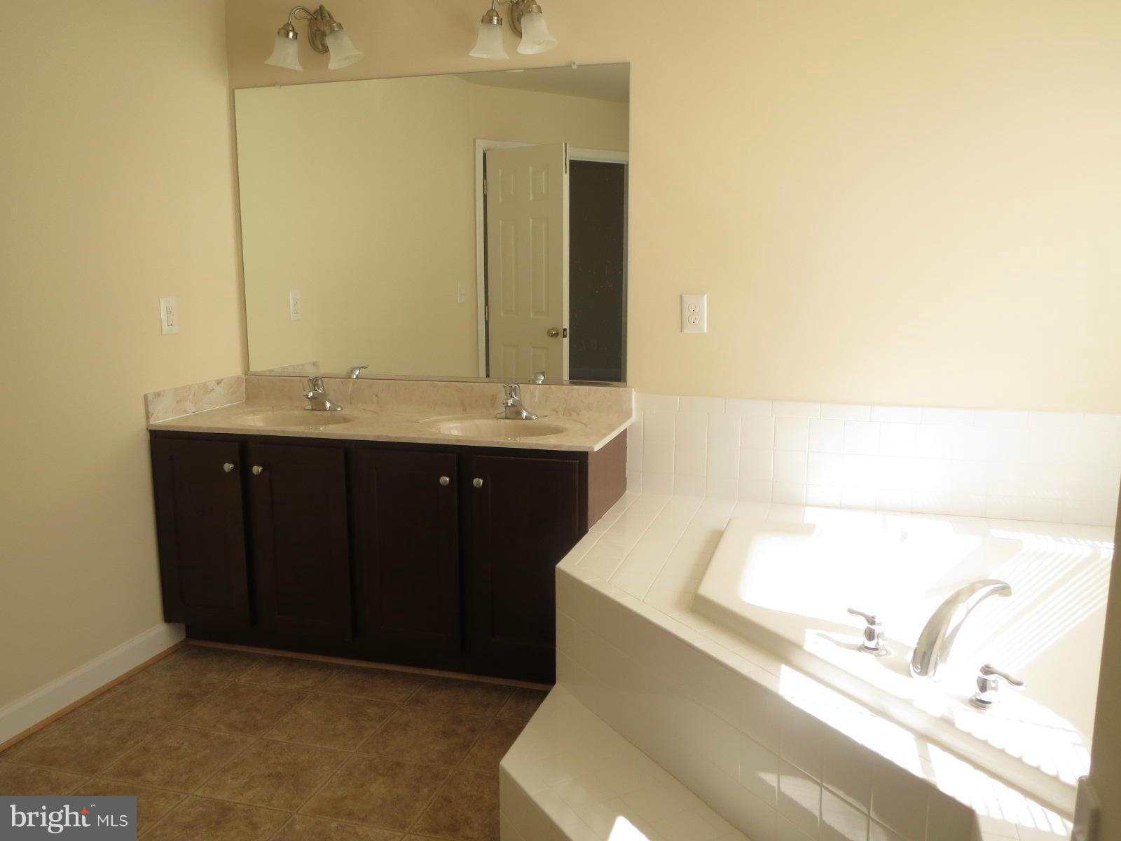 GREENBRIER - Residential