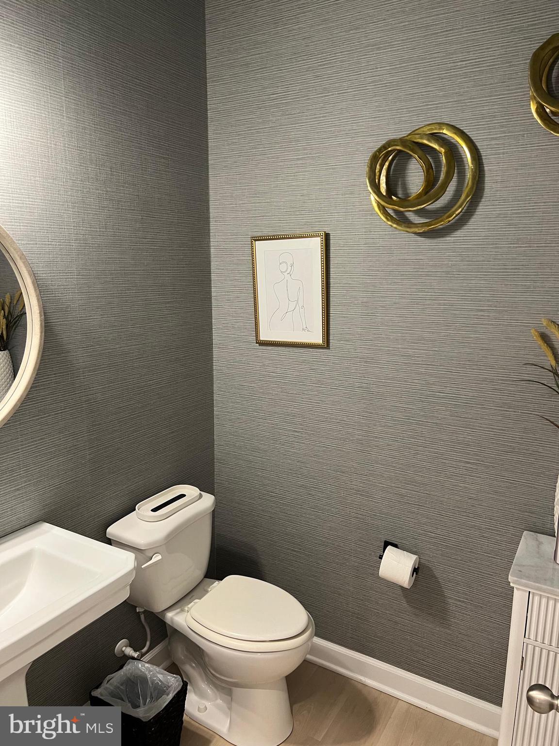 GLENN DALE - Residential Lease