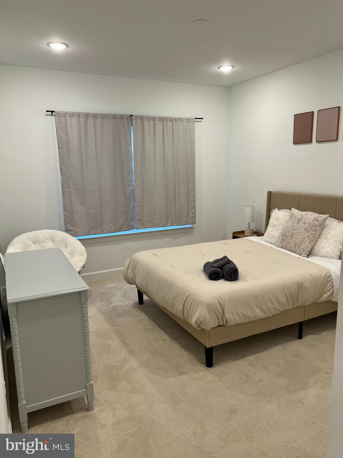 GLENN DALE - Residential Lease