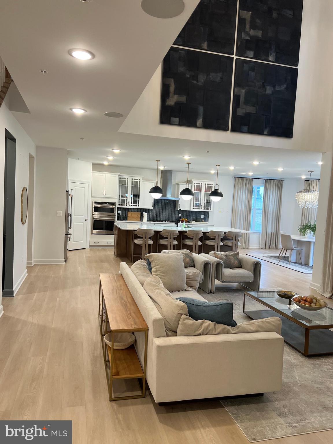 GLENN DALE - Residential Lease