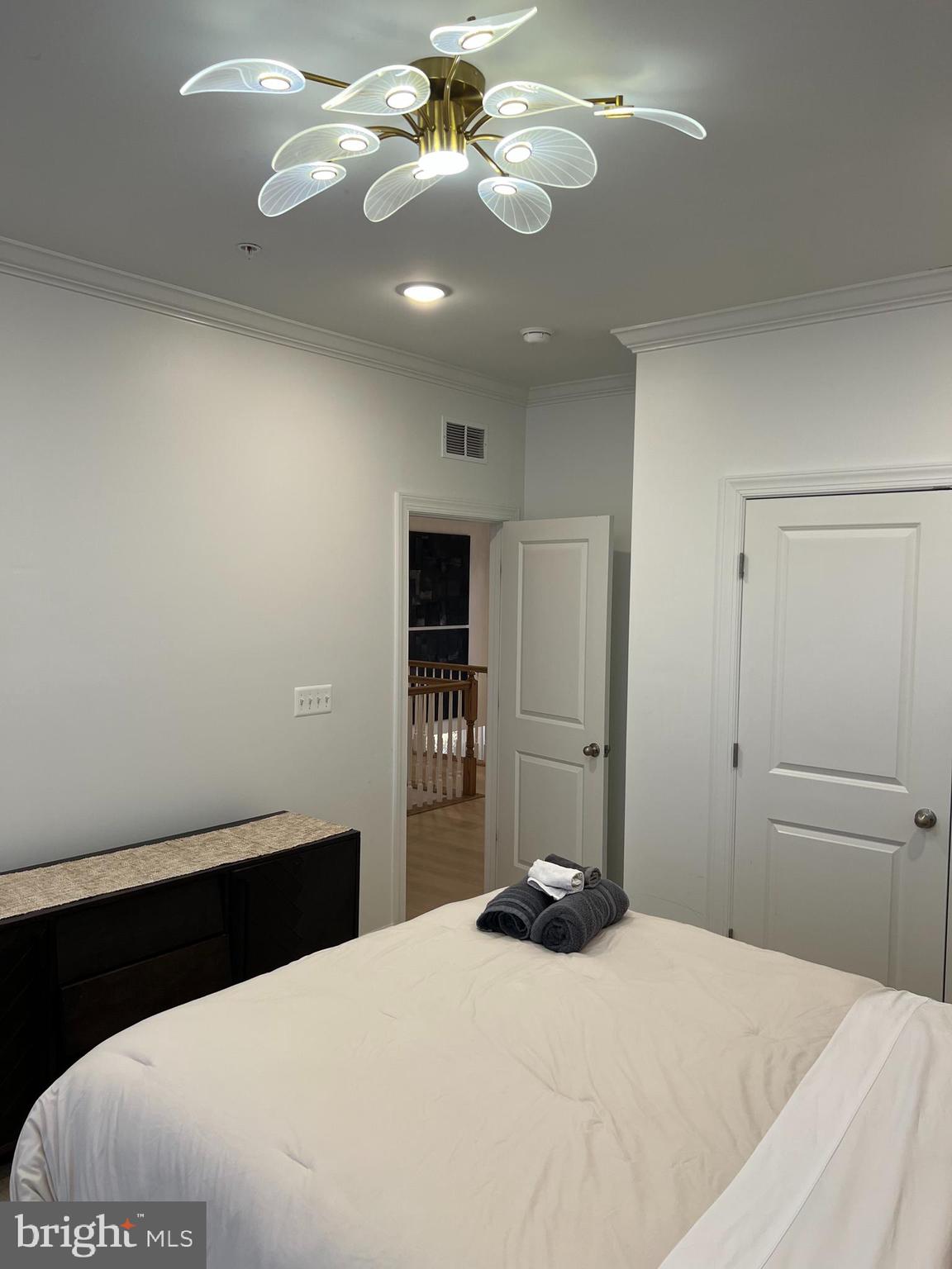 GLENN DALE - Residential Lease