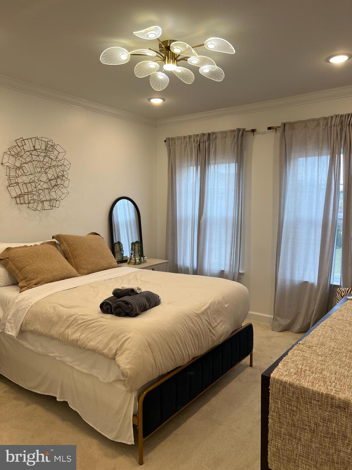 GLENN DALE - Residential Lease