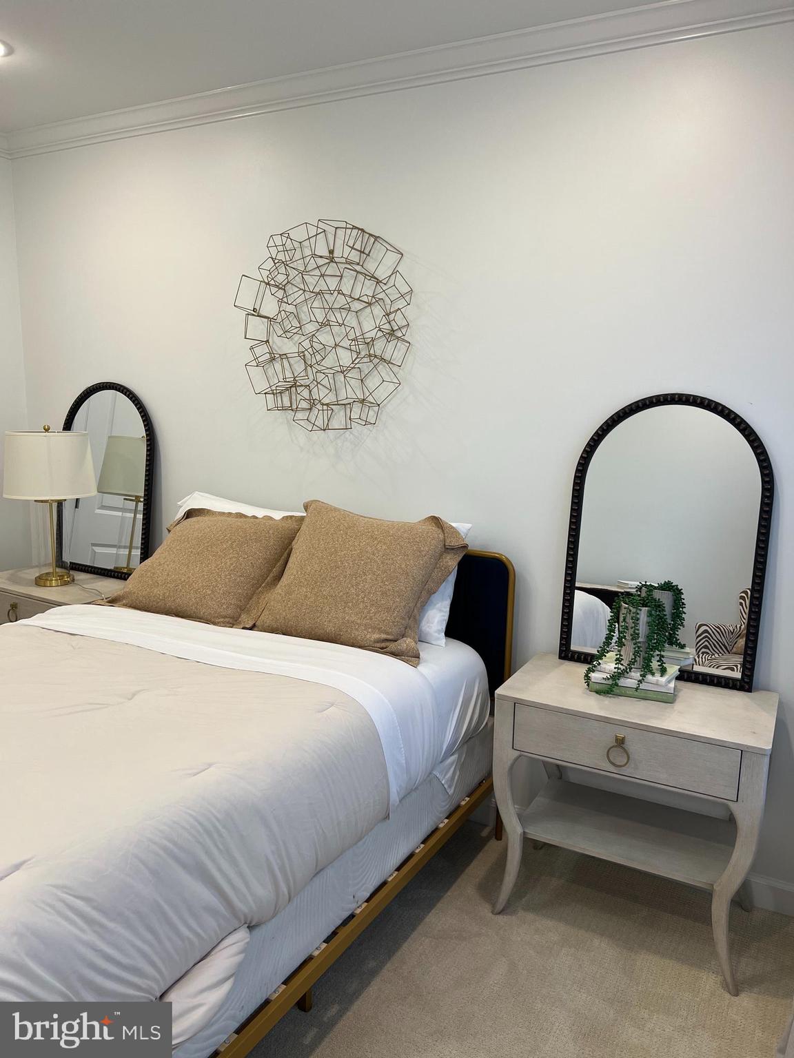 GLENN DALE - Residential Lease