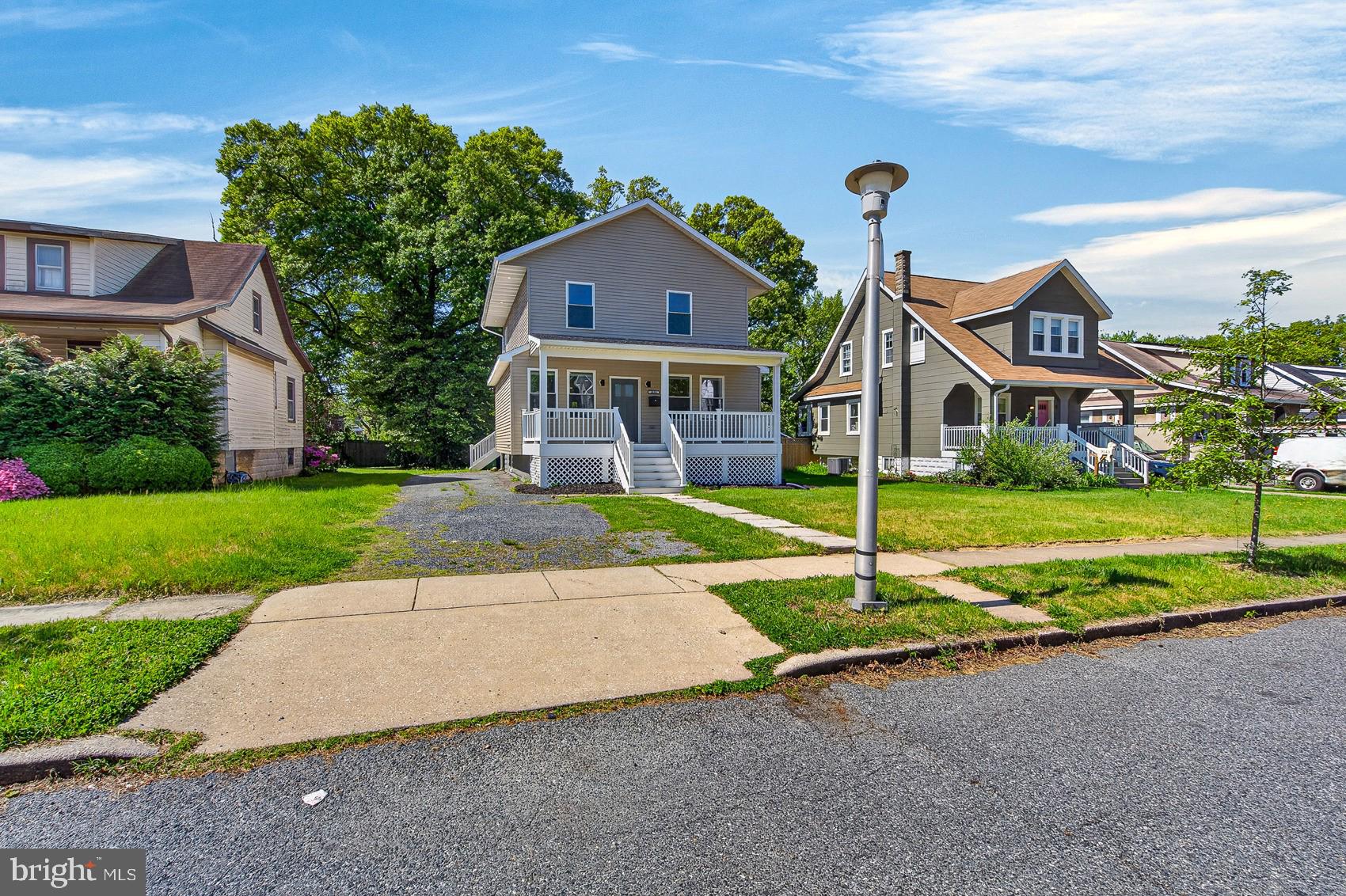 3045 FLEETWOOD AVENUE