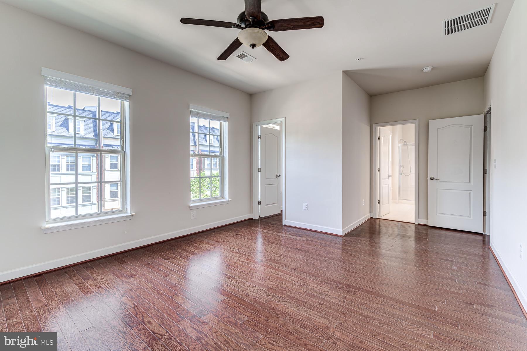 POTOMAC OVERLOOK AT NATIONAL HARBOR - Residential Lease