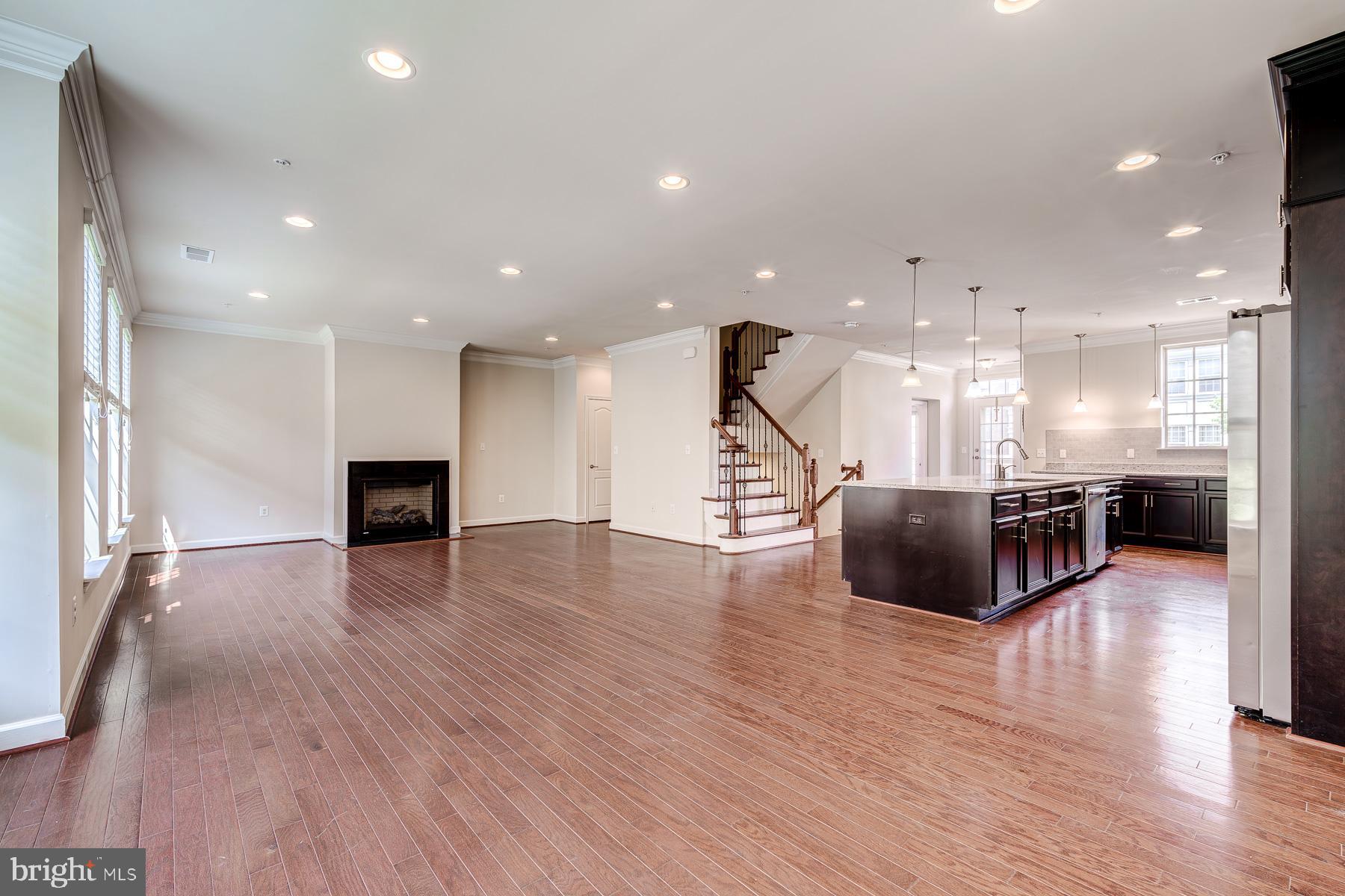 POTOMAC OVERLOOK AT NATIONAL HARBOR - Residential Lease