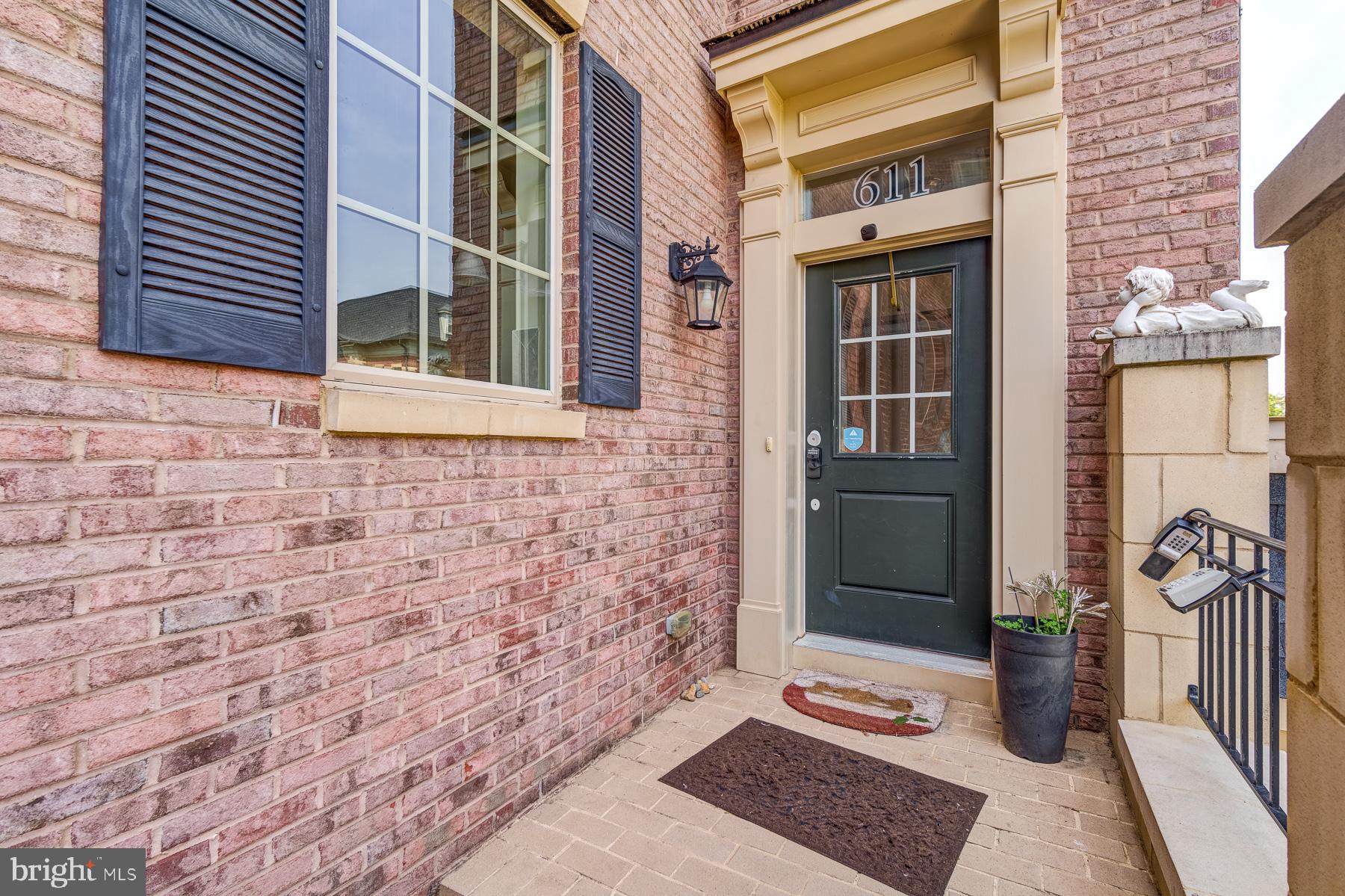 POTOMAC OVERLOOK AT NATIONAL HARBOR - Residential Lease