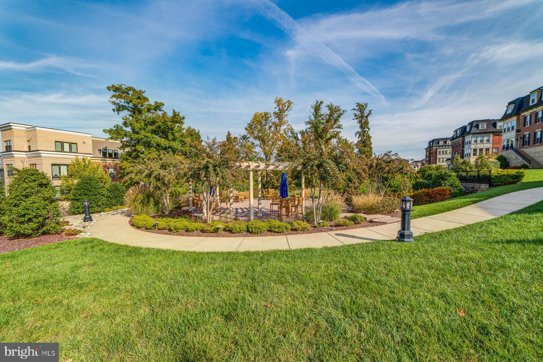 POTOMAC OVERLOOK AT NATIONAL HARBOR - Residential Lease