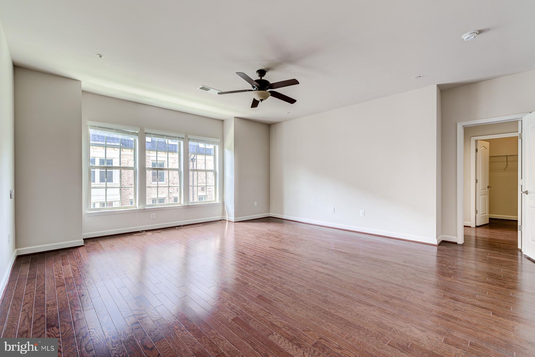 POTOMAC OVERLOOK AT NATIONAL HARBOR - Residential Lease