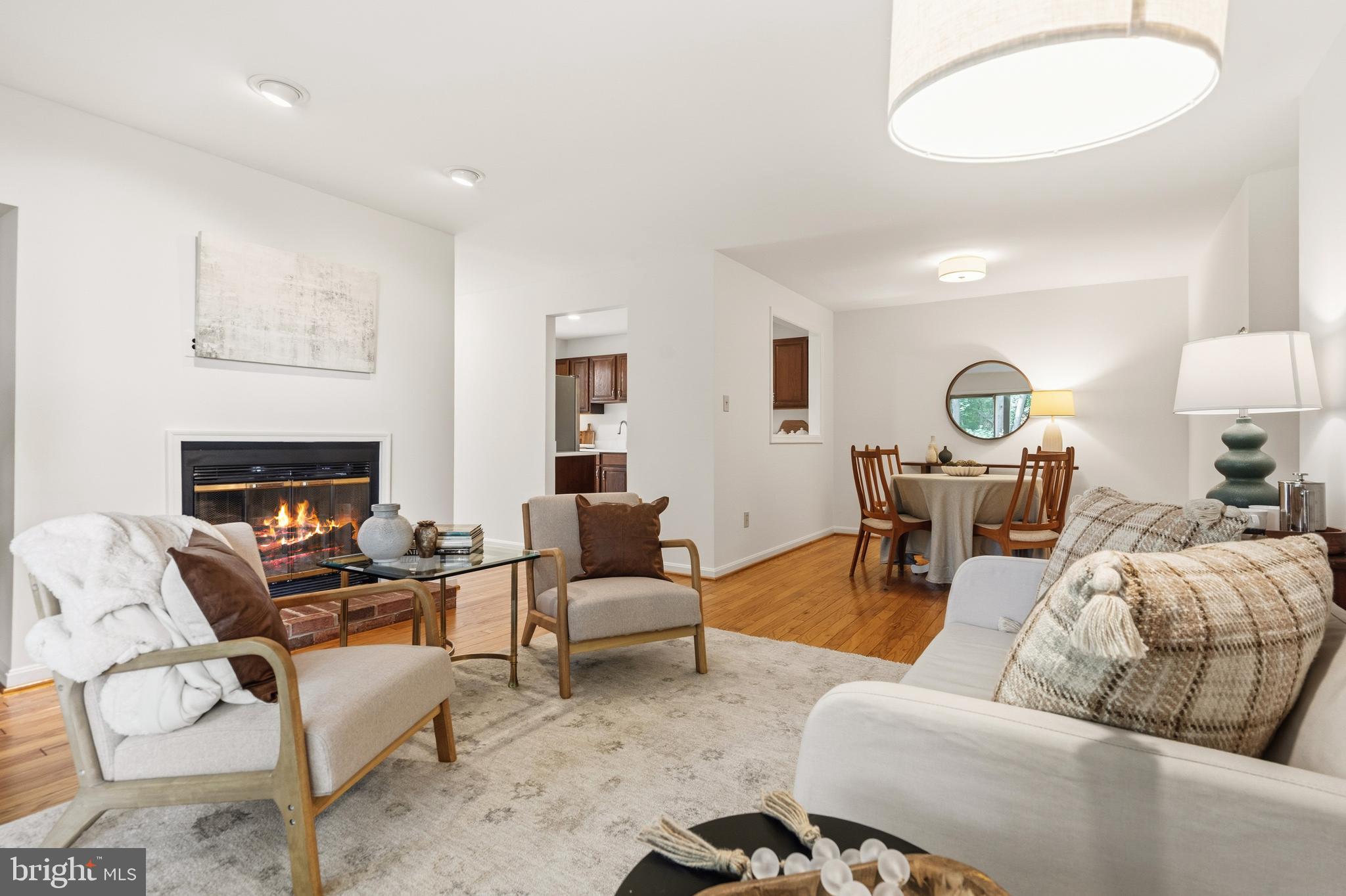 OAKTON TERRACE - Residential