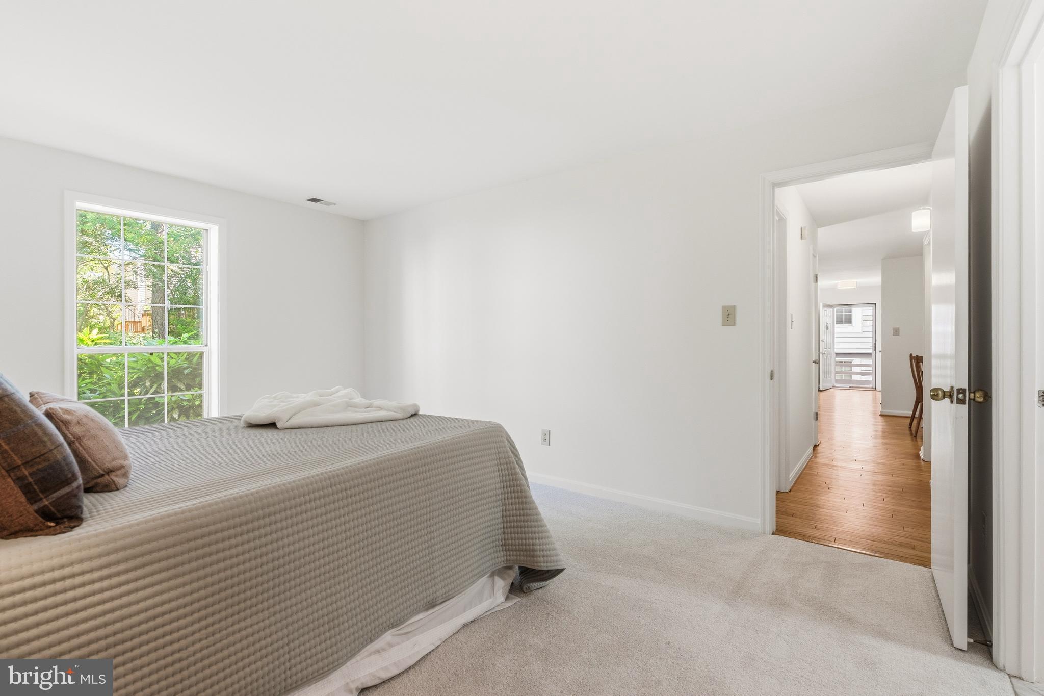 OAKTON TERRACE - Residential