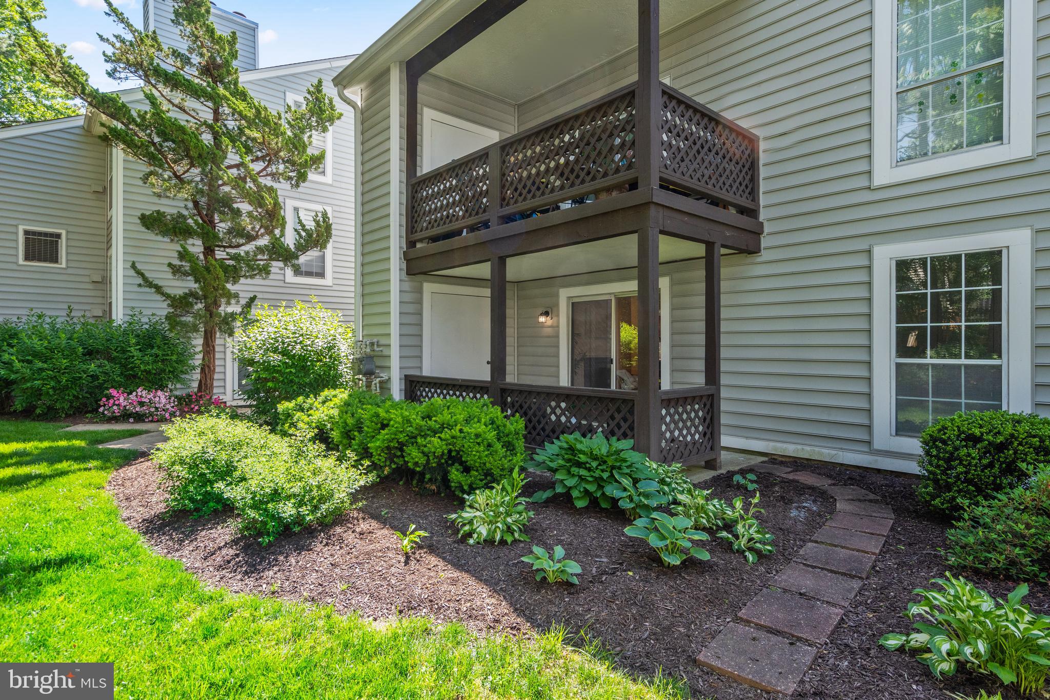 OAKTON TERRACE - Residential