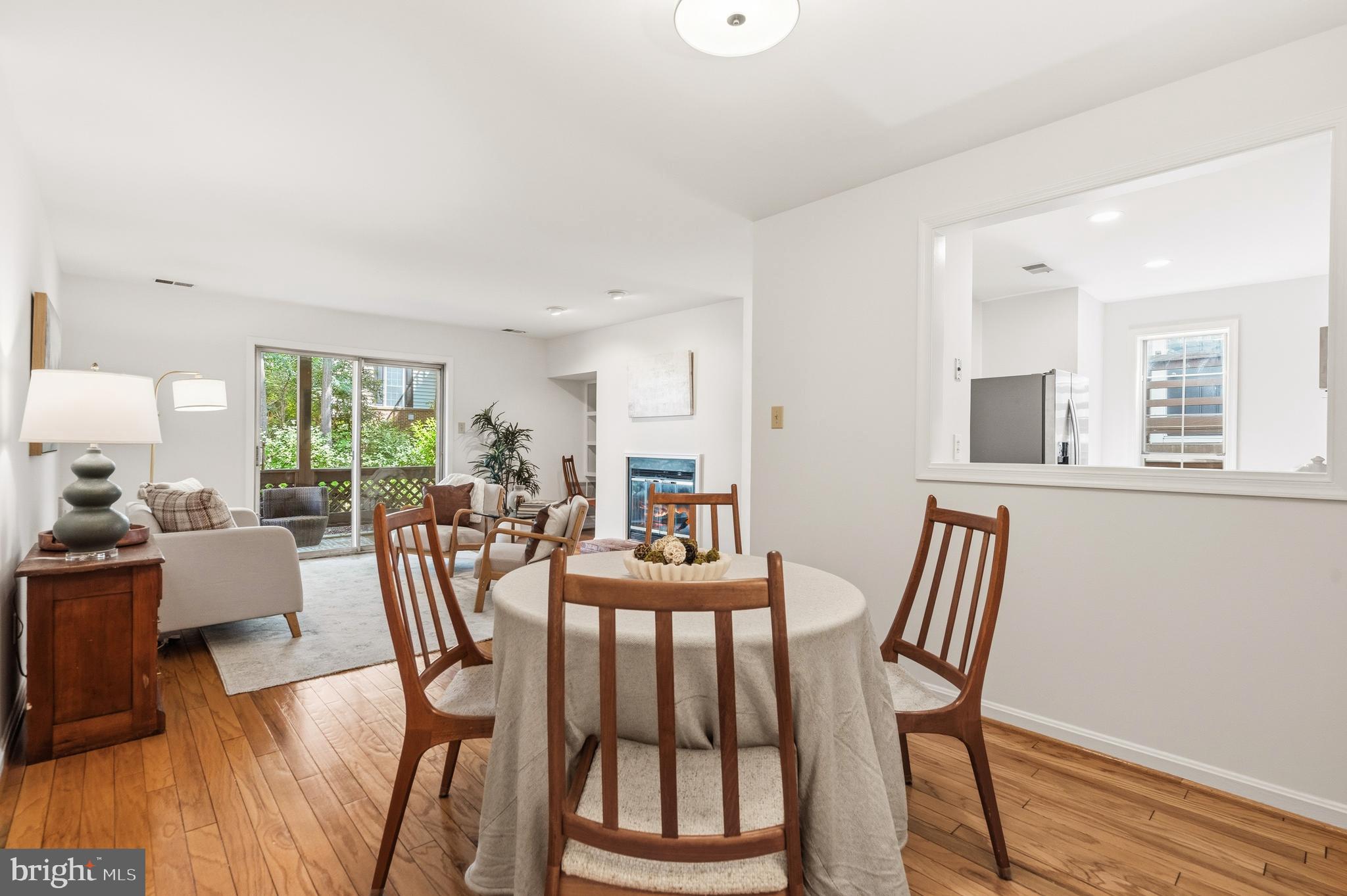 OAKTON TERRACE - Residential