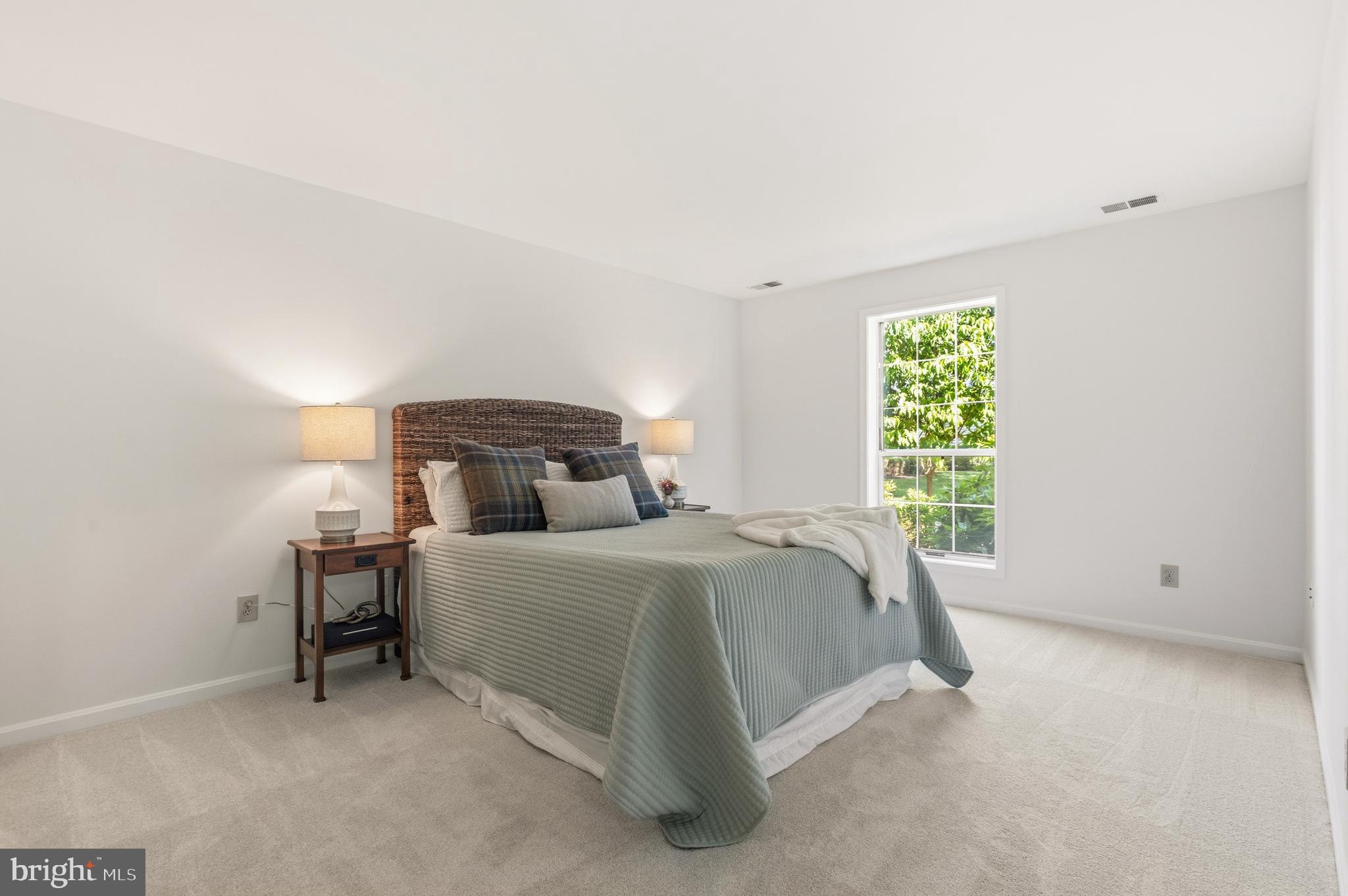 OAKTON TERRACE - Residential