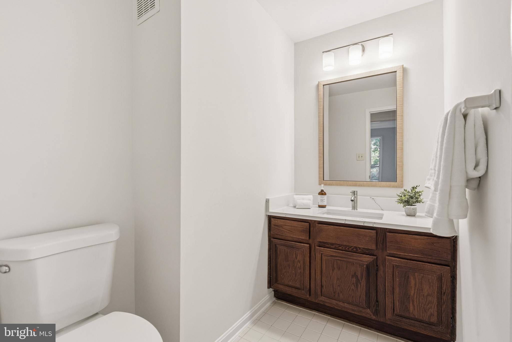 OAKTON TERRACE - Residential