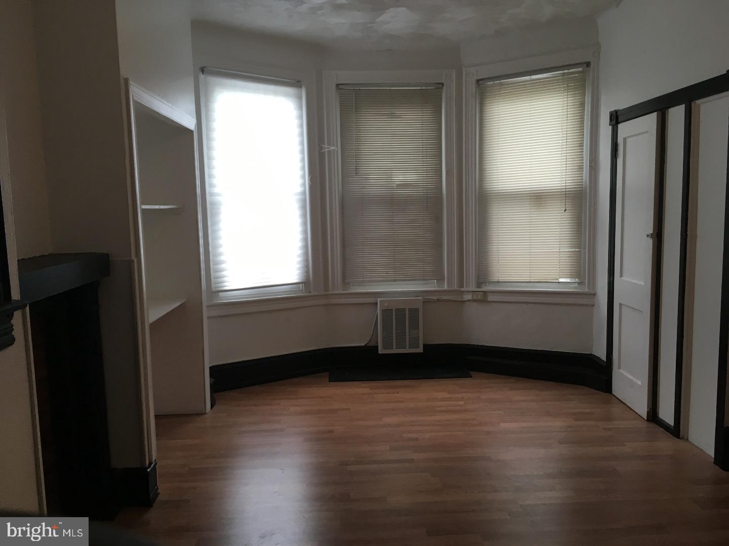 HUNTING PARK - Residential Income