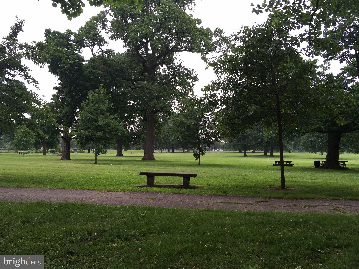 HUNTING PARK - Residential Income