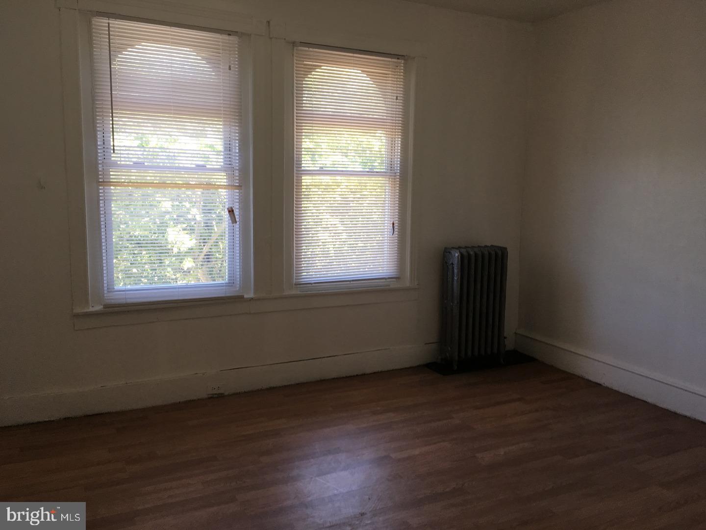 HUNTING PARK - Residential Income