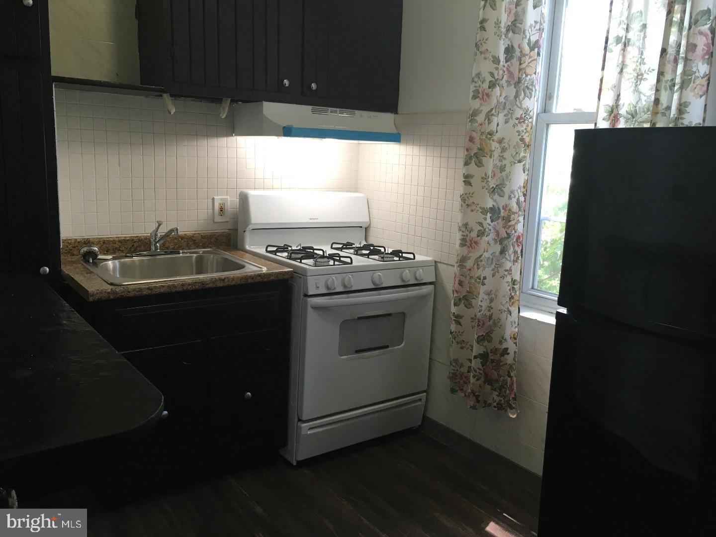 HUNTING PARK - Residential Income